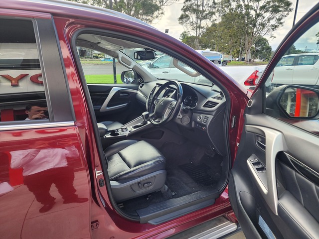 2018 Mitsubishi Pajero Sport QE4E46 Exceed SUV Image 8