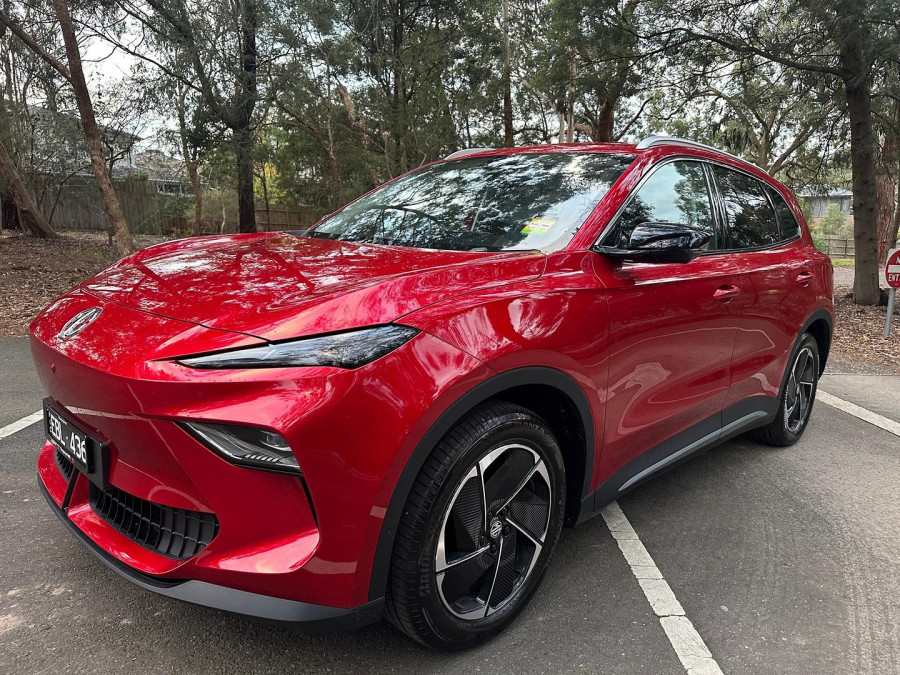 2025 MG MGS5 EV ZS3EM Essence 62 SUV Image 2