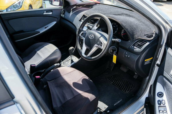 2012 Hyundai Accent RB Active Hatch Image 14