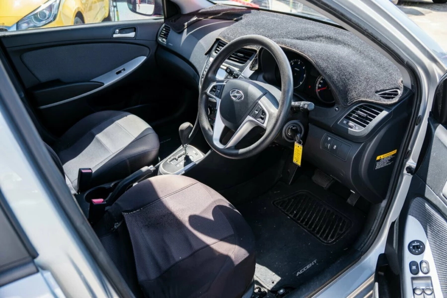 2012 Hyundai Accent RB Active Hatch Image 14