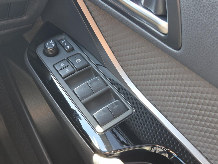 2023 Toyota C-HR ZYX10R Koba SUV Image 18