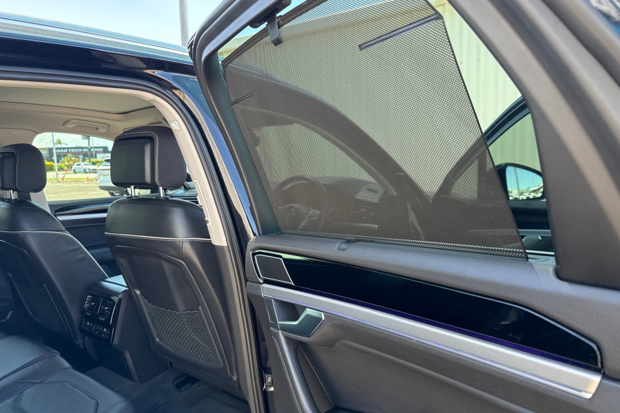 2020 Volkswagen Touareg CR 190TDI Premium SUV Image 16