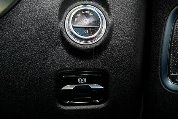 2026 MY25 Mercedes-Benz C-Class W206 C300 Sedan