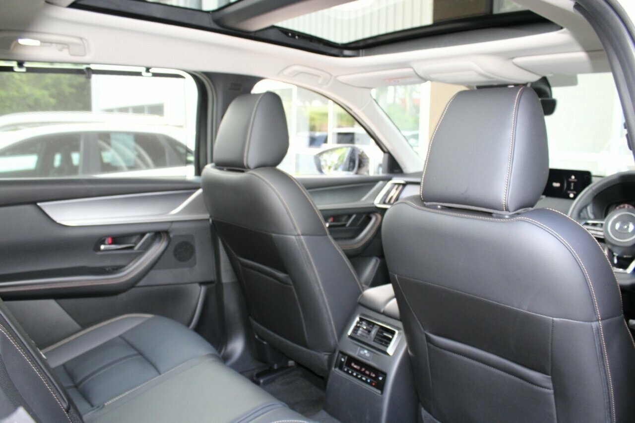 2024 Mazda CX-80 KL D50e GT SUV Image 23