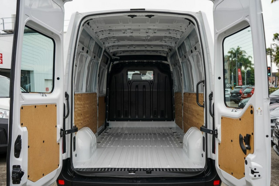 2023 Renault Master X62 Phase 2 Pro 110kW Van Image 23