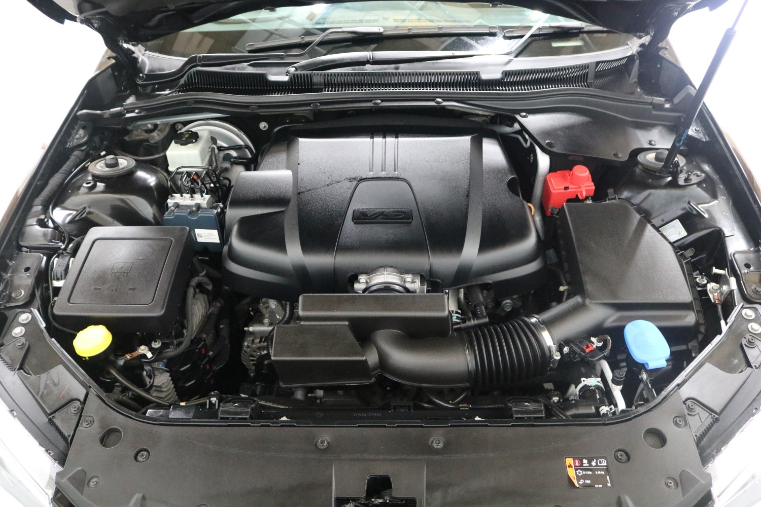2015 Holden Ute VF MY15 SV6 Utility Image 19