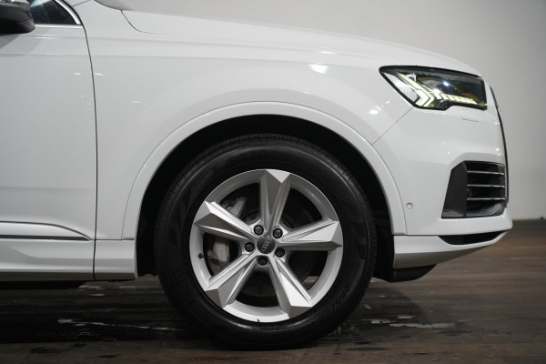 2020 Audi Q7 45 TDI SUV image 5