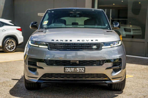 2025 Land Rover Range Rover Sport L461 D250 Dynamic SE SUV image 3
