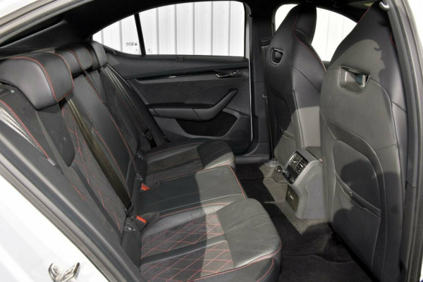 2021 SKODA Octavia NX MY21 RS Hatch Image 5