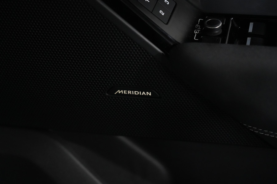 2023 Land Rover Range Rover Velar L560 P250 R-Dynamic S SUV