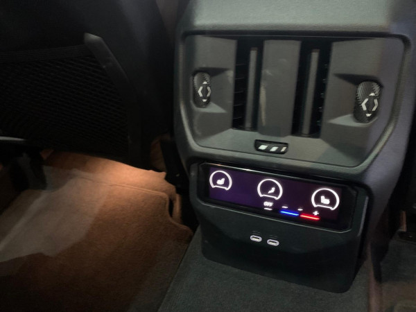 2025 BMW X3 G45 30e xDrive SUV image 23