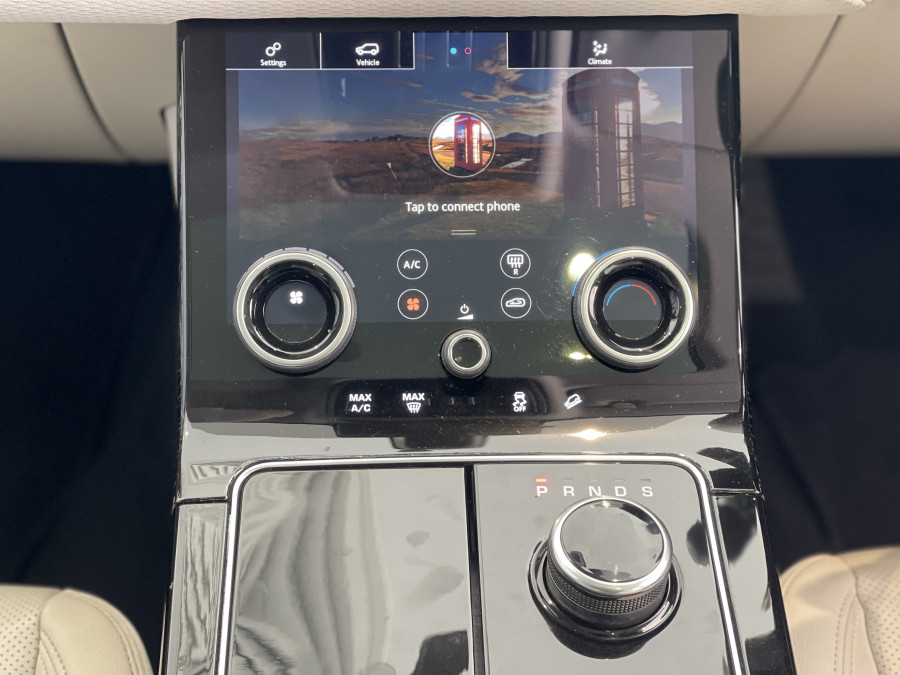 2017 MY18 Land Rover Range Rover Velar L560 D300 SE SUV Image 21