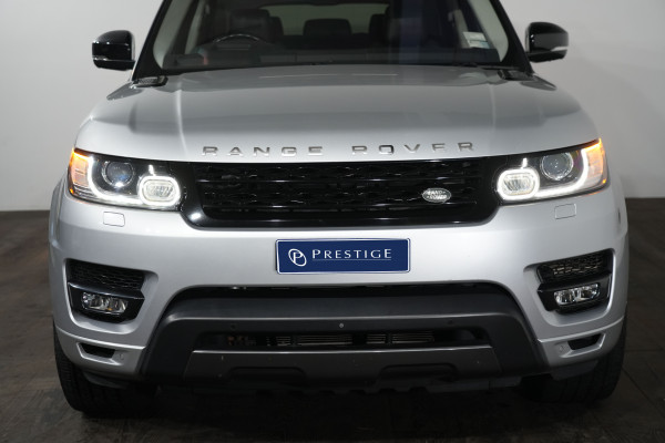 2015 Land Rover Range Rover Sport SDV6 HSE Dynamic SUV Image 3