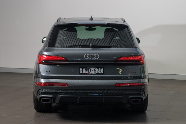 2026 MY25 Audi Q7 4M TFSI 250kW S line SUV image 5