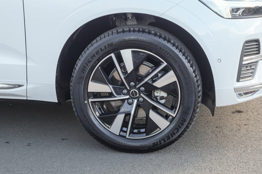 2026 Volvo XC60 UZ Plus B5 Bright SUV