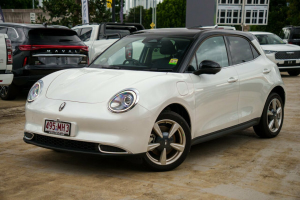 2025 GWM Ora ES11 Standard Range Hatch