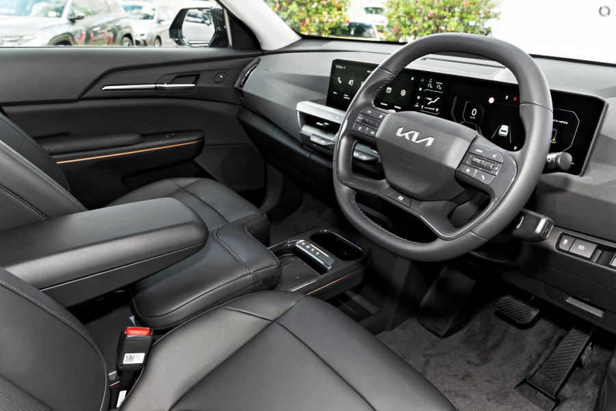 2026 Kia EV5 OVc Earth SUV Image 6