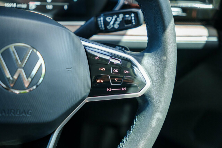 2023 MY24 Volkswagen Touareg RC 170TDI SUV Image 13