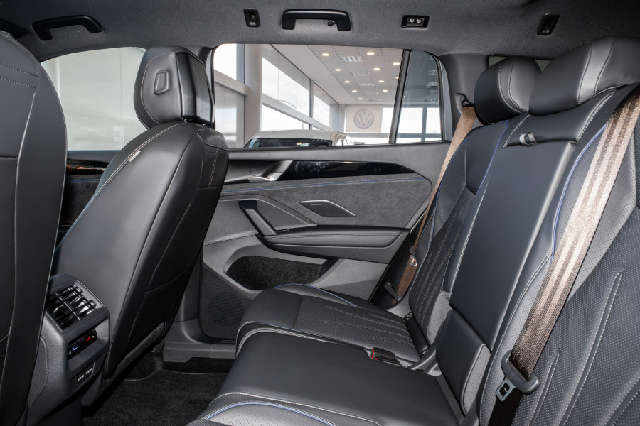 2026 Volkswagen Tayron R4 200TSI eHybrid R-Line SUV