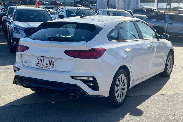 2023 MY24 Kia Cerato BD S Hatch Image 5