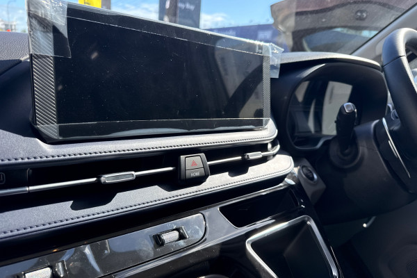 2026 MY24 LDV Deliver 9  Mid Roof LWB Van Image 18