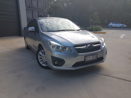 Subaru Impreza 2.0i-L G4