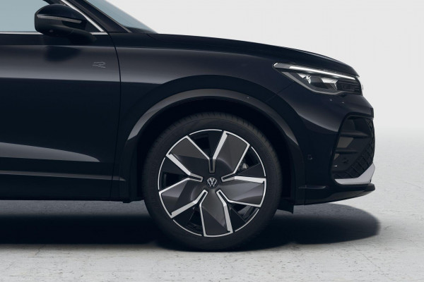 2026 Volkswagen Tiguan CT 195TSI R-Line SUV Image 6
