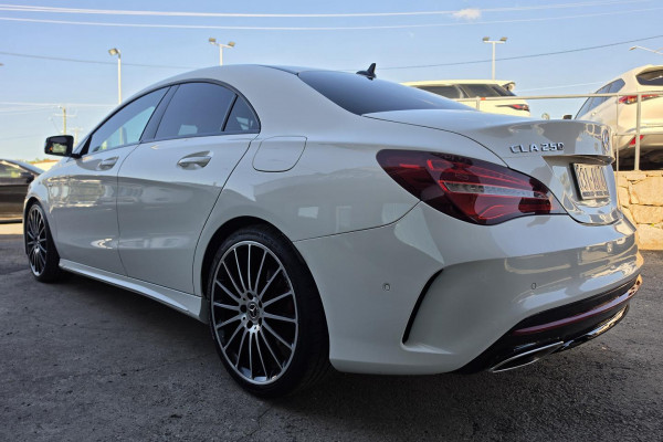 2018 Mercedes-Benz CLA-Class C117 CLA250 Coupe Image 11