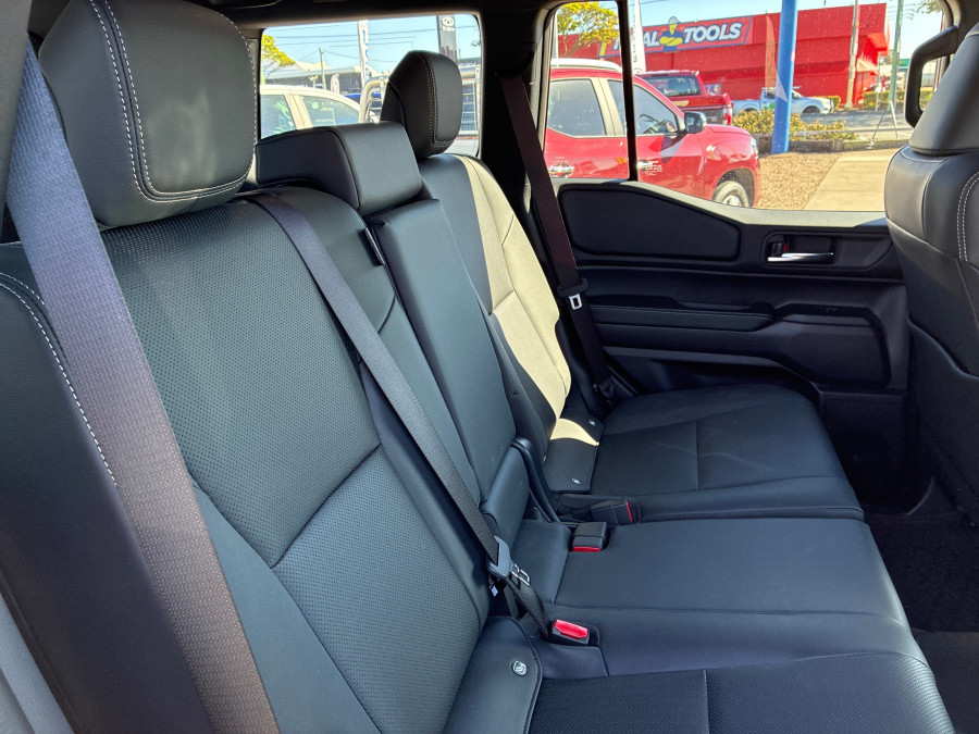 2026 Toyota LandCruiser Prado GDJ251R GXL SUV Image 14