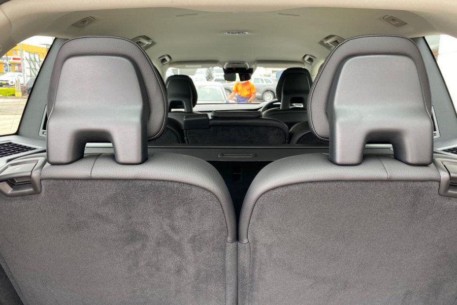 2020 Volvo XC90 L Series T6 Momentum Suv Image 13
