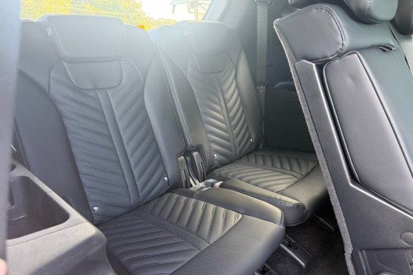 2025 Kia Sorento MQ4 PE HEV GT-Line SUV Image 14