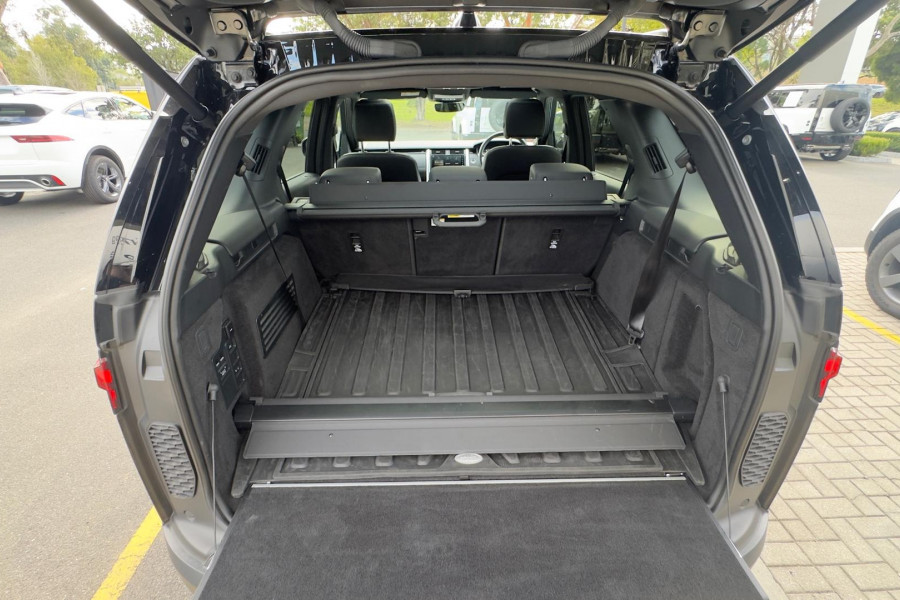 2025 Land Rover Discovery Series 5 D350 S SUV