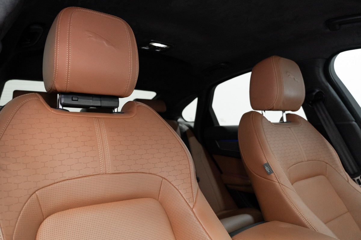 2022 Jaguar Xf P300 R-Dynamic Hse (221kw) Sedan Image 4