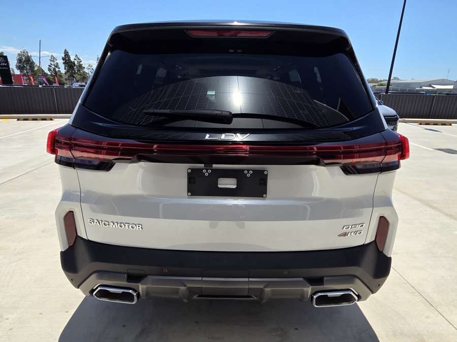 2026 MY25 LDV D90 SV9A Executive SUV Image 4