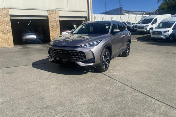 2024 MY24.5 MG HS AS33 Essence SUV