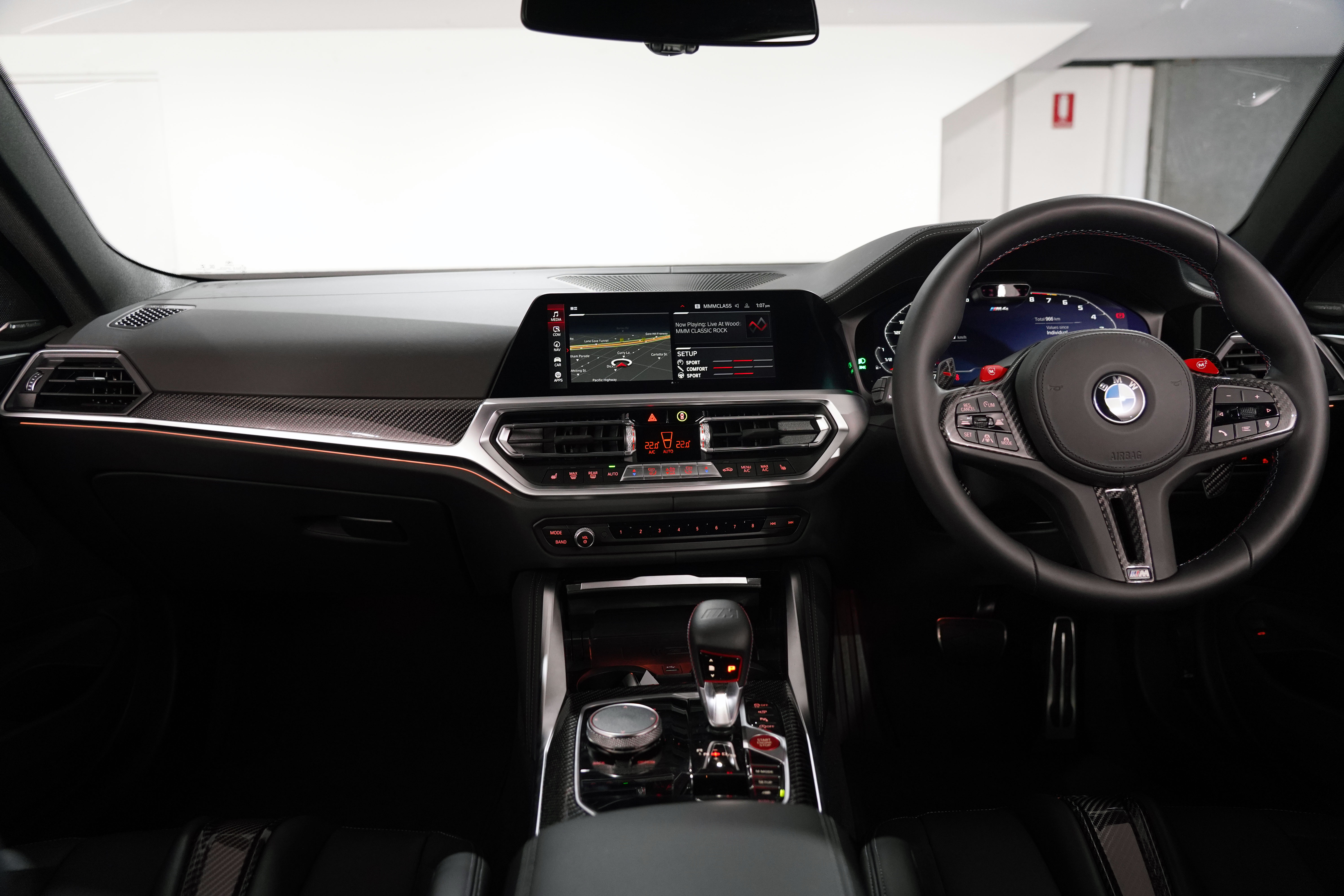 2022 BMW M4 50 Jahre Edition X Drive Coupe Image 29