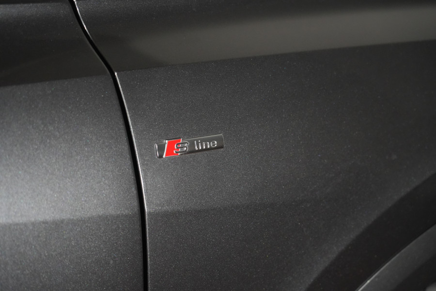 2024 Audi Q8 F1 60 TFSI e S Line SUV