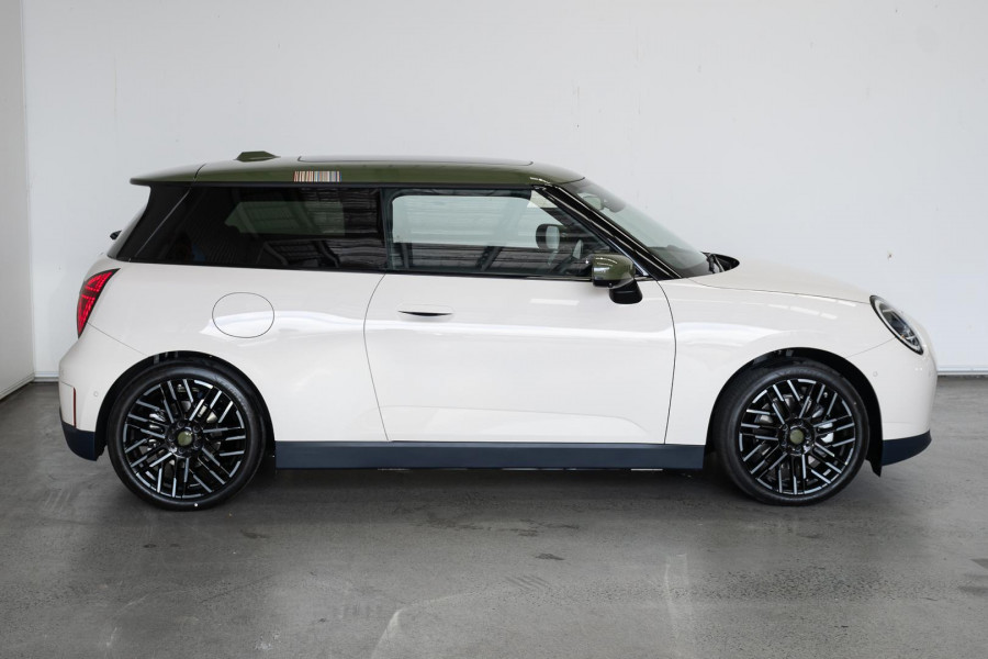2026 MINI Cooper J01 SE Paul Smith Edition Hatch