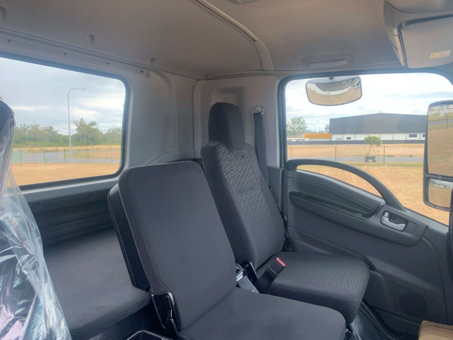 2025 Isuzu FXR 170-355 AT R57 Cab Chassis Image 15