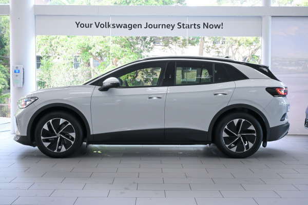 2024 MY25 Volkswagen ID. 4 E2 Pro SUV image 3