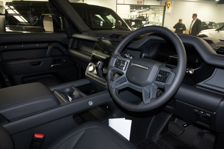 2026 Land Rover Defender L663 110 D350 X-Dynamic HSE SUV