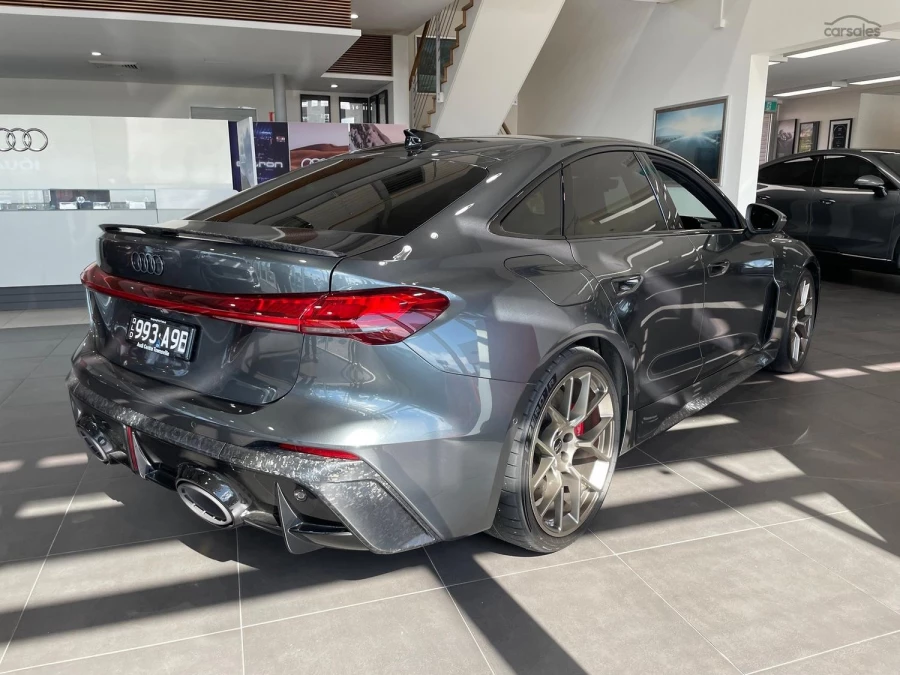 2026 Audi RS 5 Sedan Image 2