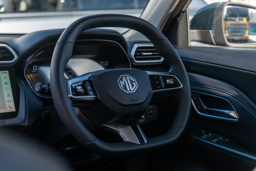 2026 MG ZS Essence Hybrid+ SUV Image 14