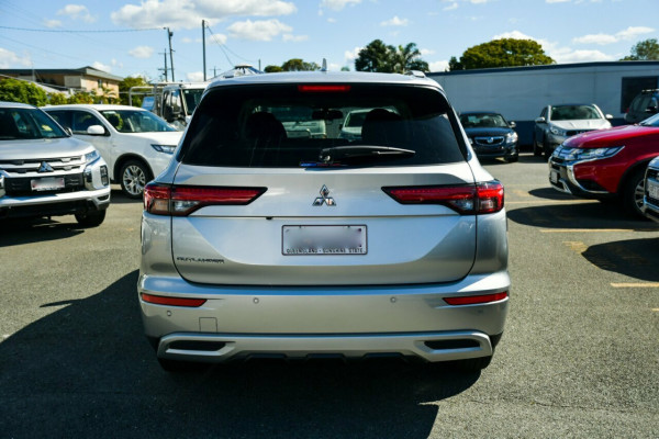 2023 MY24 Mitsubishi Outlander ZM LS SUV