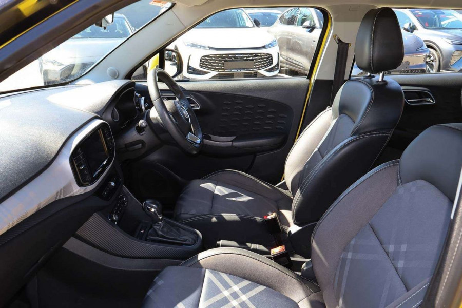 2019 MY18 MG MG3 SZP1 Excite Hatch Image 8
