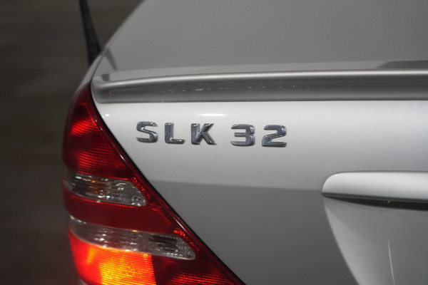 2002 [THIS VEHICLE IS SOLD] image 9