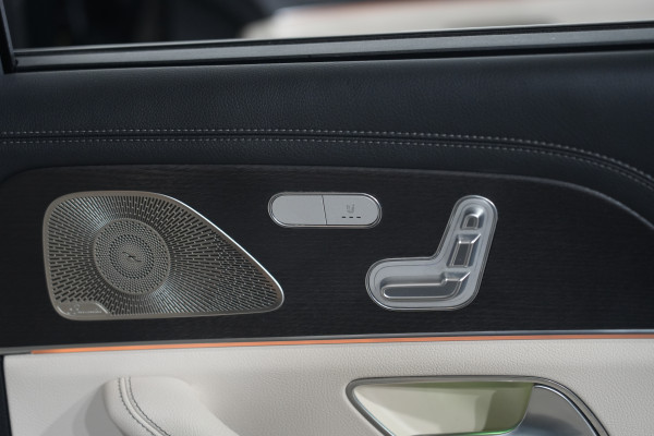 2021 Mercedes-Benz GLS-Class 450 4matic (Hybrid) SUV Image 37
