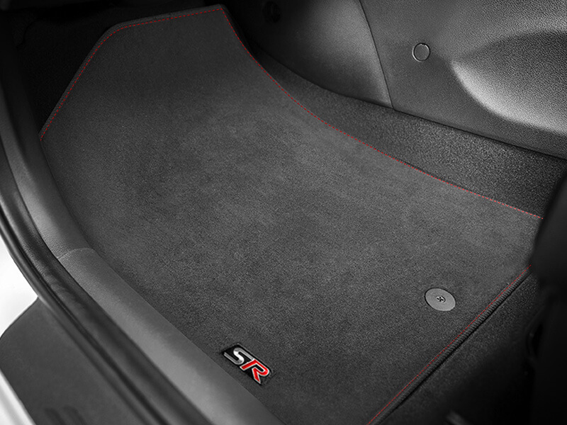 <img src="Tailored carpet SR floor mats (set of 4).