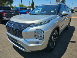 2024 Mitsubishi Outlander ZM Aspire SUV image 7
