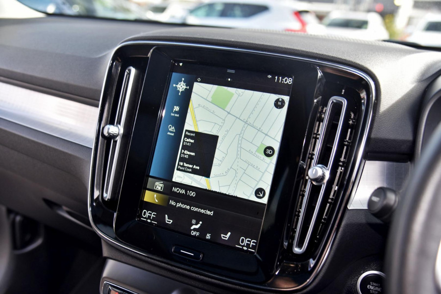 2021 Volvo XC40 XZ T4 Momentum SUV Image 21